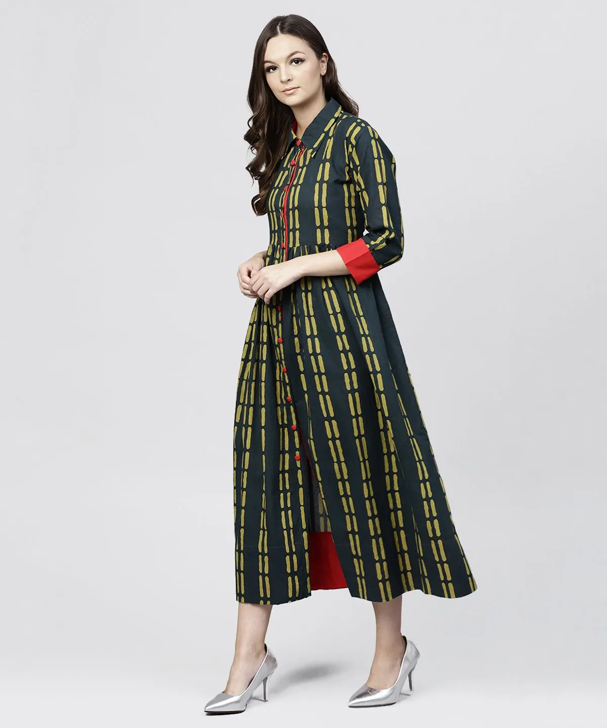 Blue Cotton Printed 3/4 Sleeves Kurta With Shirt Collar And Front Placket